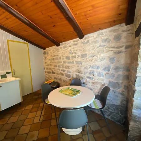 De Linas * Saint-Georges-de-Luzençon