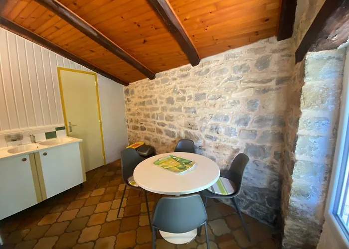 De Linas * Saint-Georges-de-Luzençon